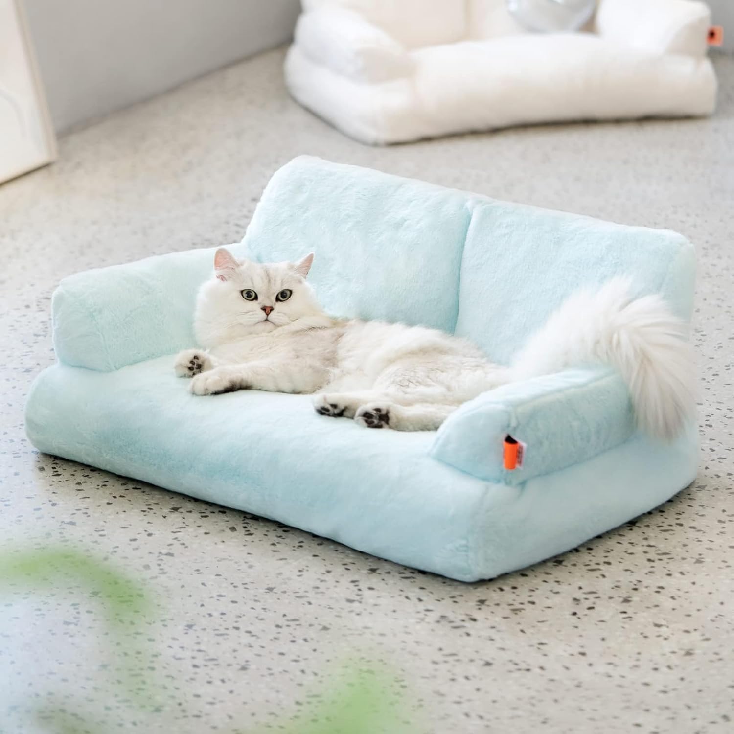 MEWOOFUN Plush Cat Bed For Indoor Cats